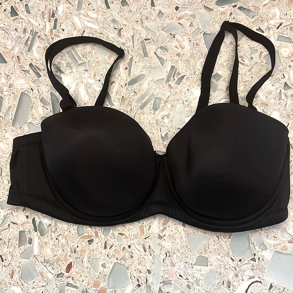 40 C cacique bra black never worn